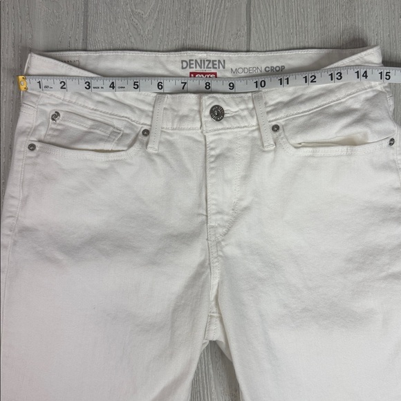 Women’s white Denizen from Levi’s Modern crop white jeans size 10 - Picture 4 of 8